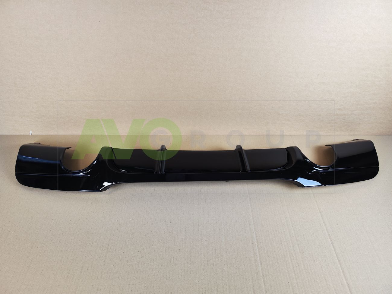 Aizmugurējā bampera difuzors priekš BMW 3 E90 / E91 2005-2012 v1 ABS Gloss
