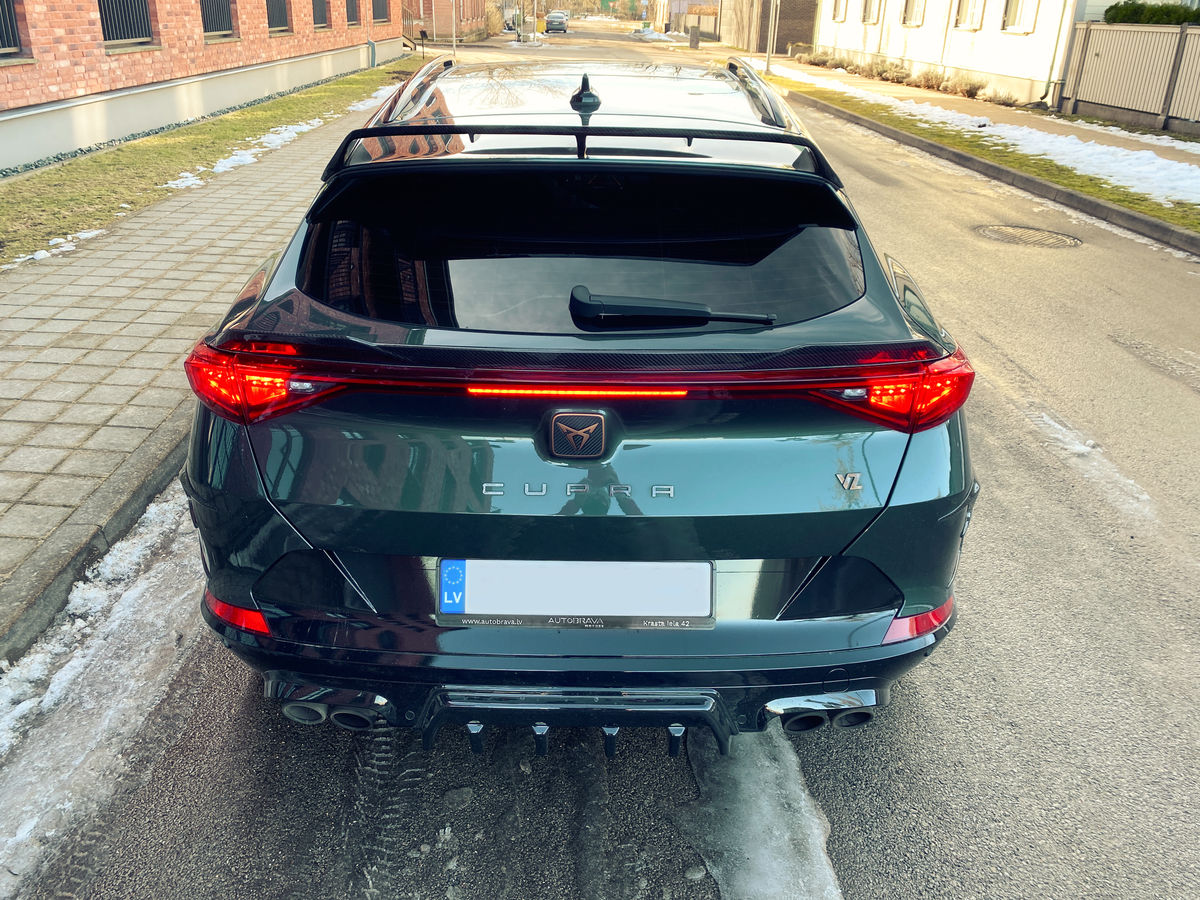 Rear bumper diffuser with ribs for Cupra Formentor