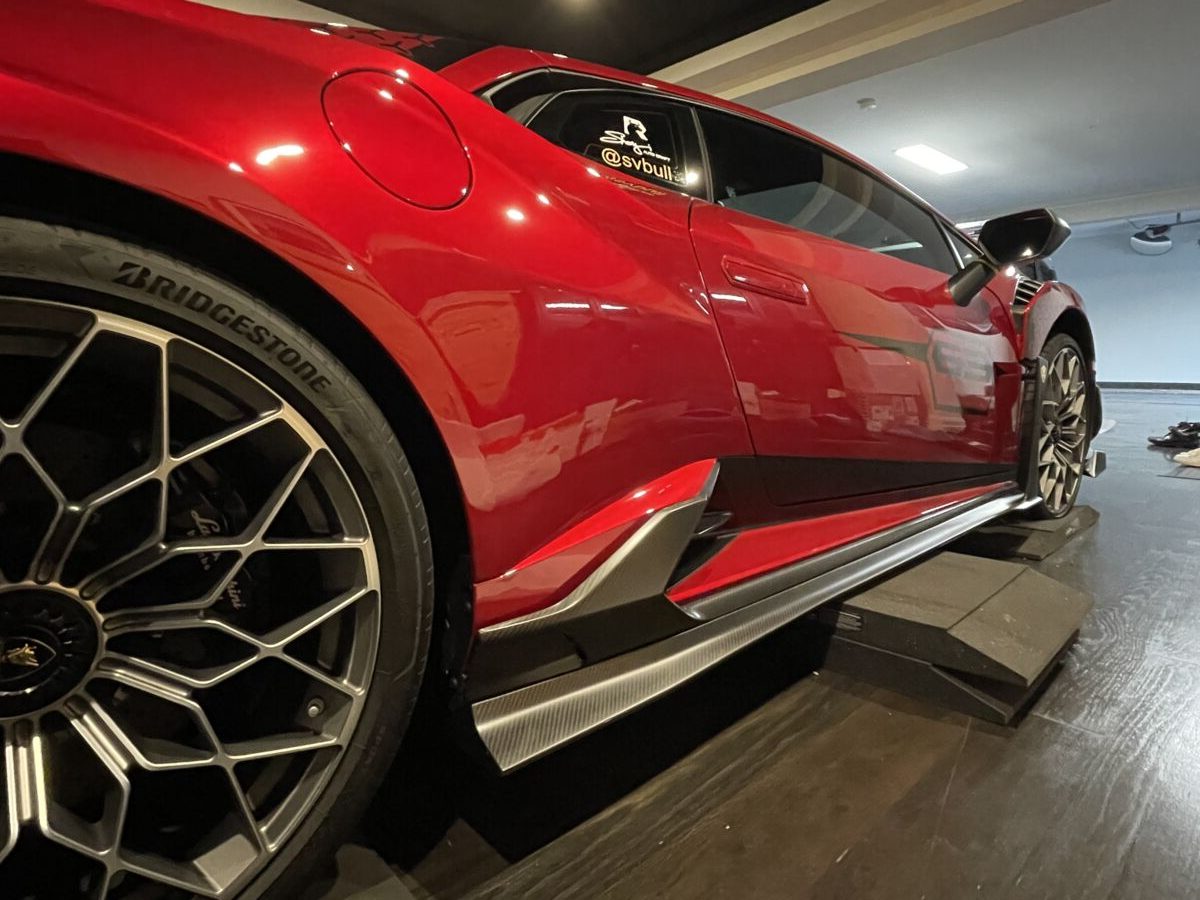 Matte carbon Side skirts spoilers for Huracan STO v1
