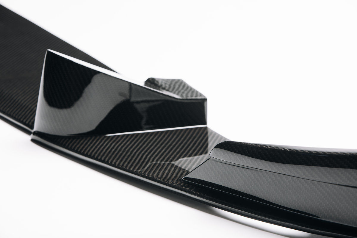 Carbon front splitter for BMW G07 X7 M Sport bumper
