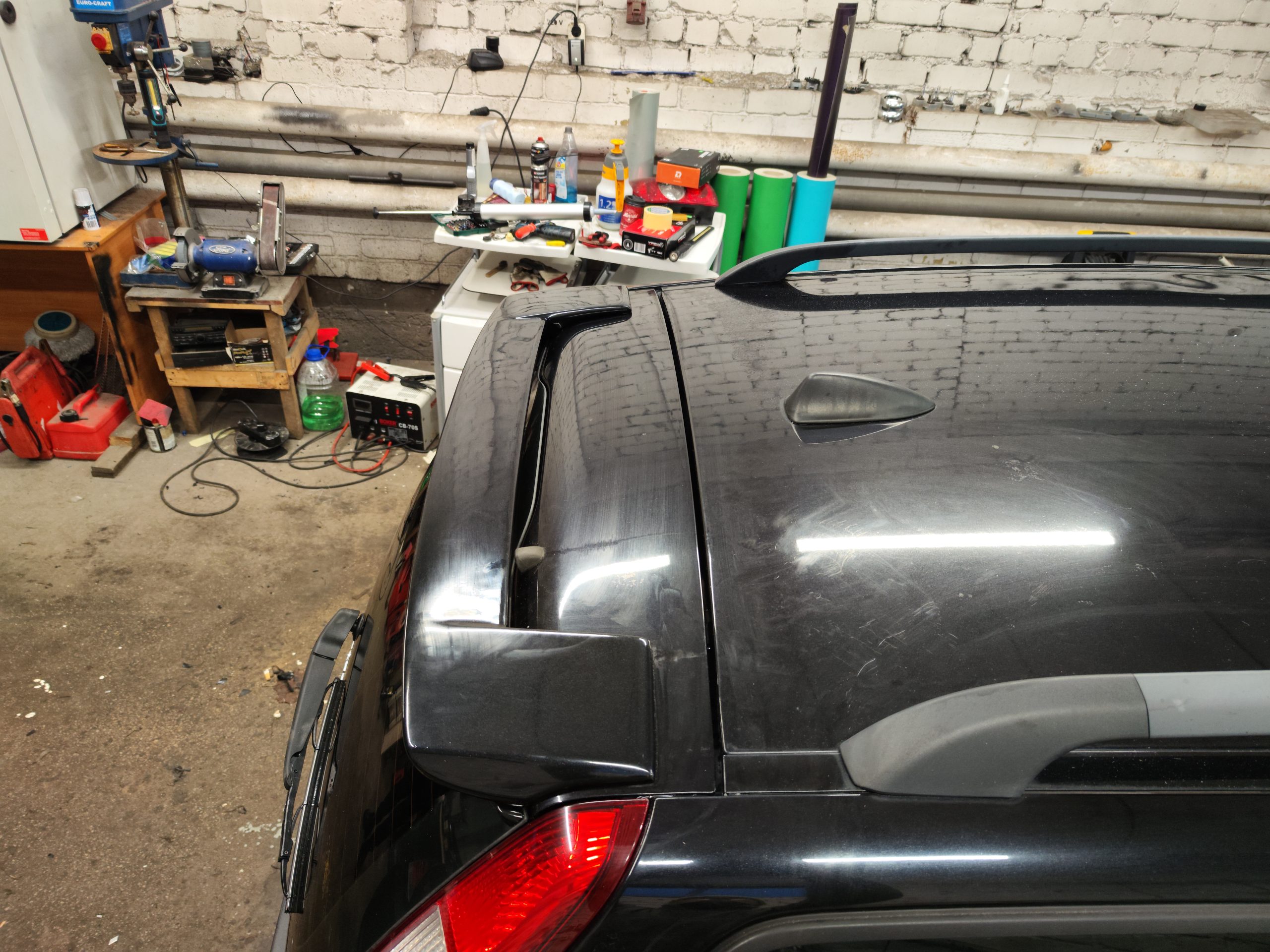 Roof Boot Lid Spoiler for Volvo V50 2004-2012 - Image 7