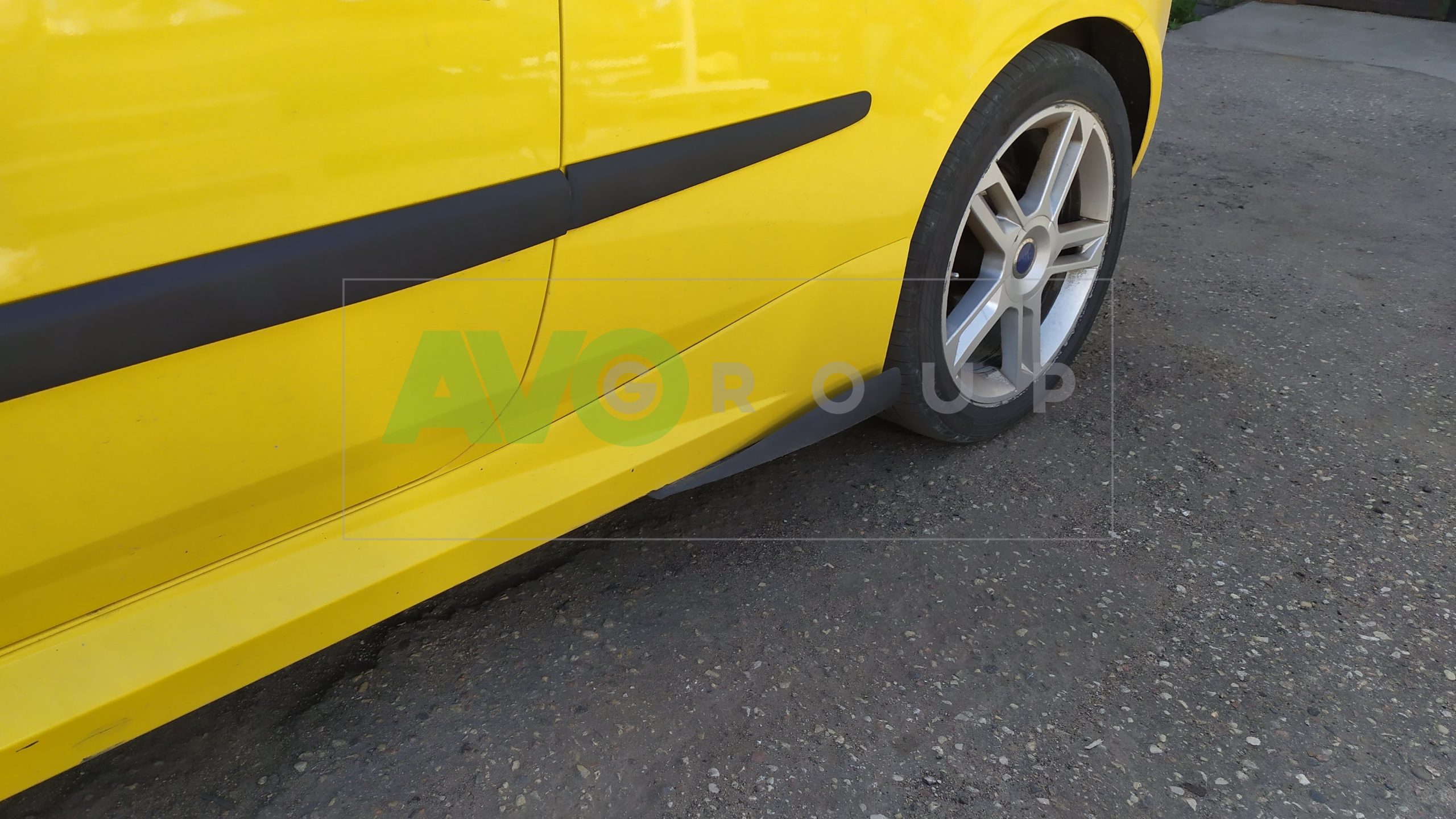 Universal Side Skirt Extension