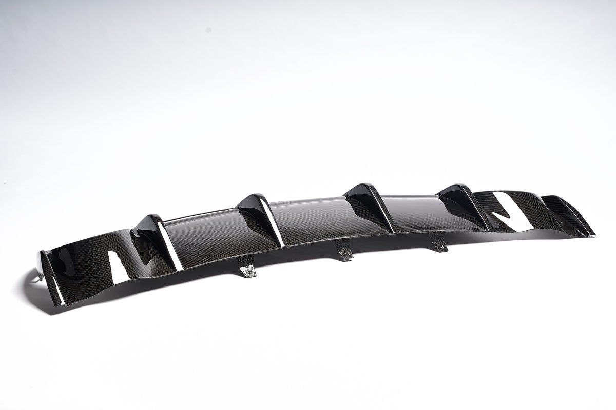 Carbon fibre rear bumper diffuser valance for Audi RS6 C7 4G 13-18
