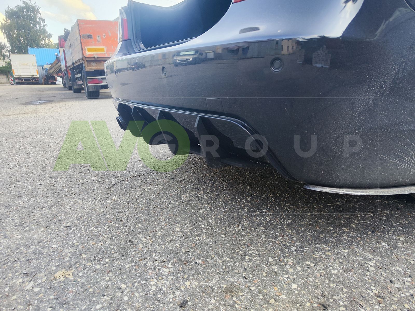 Rear Bumper diffuser addon with ribs / fins For BMW E60 E61 M Sport