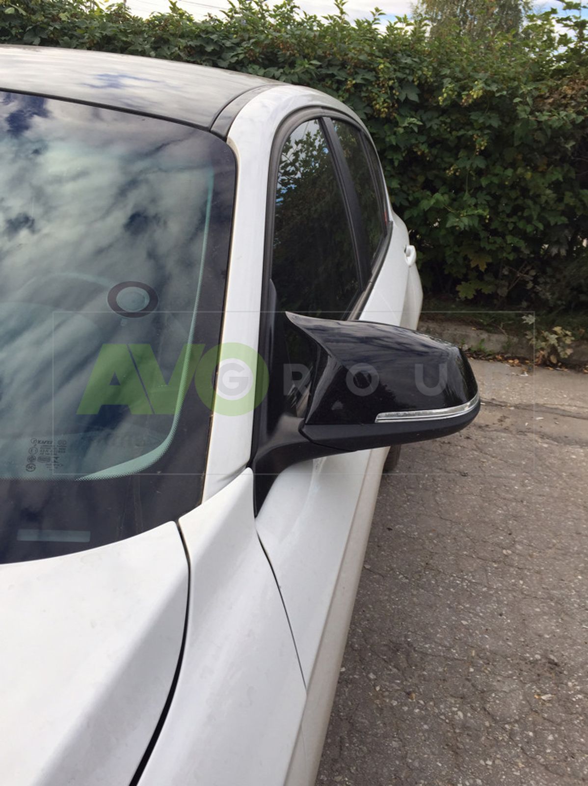 M Style piano black mirror covers set for BMW 1 F20 / F21 2011-2019