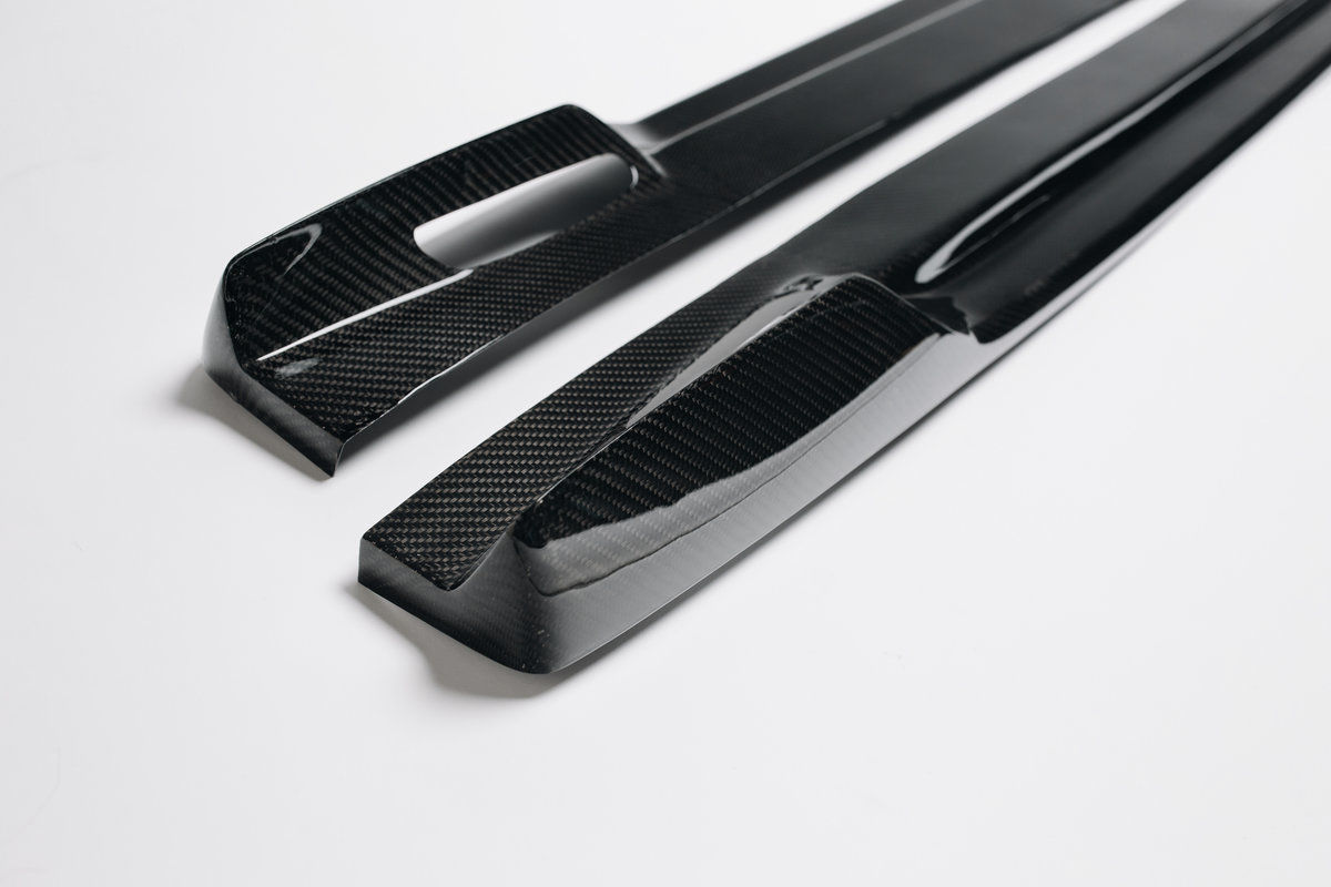 Carbon sideskirt diffusers splitter for BMW X5 G05