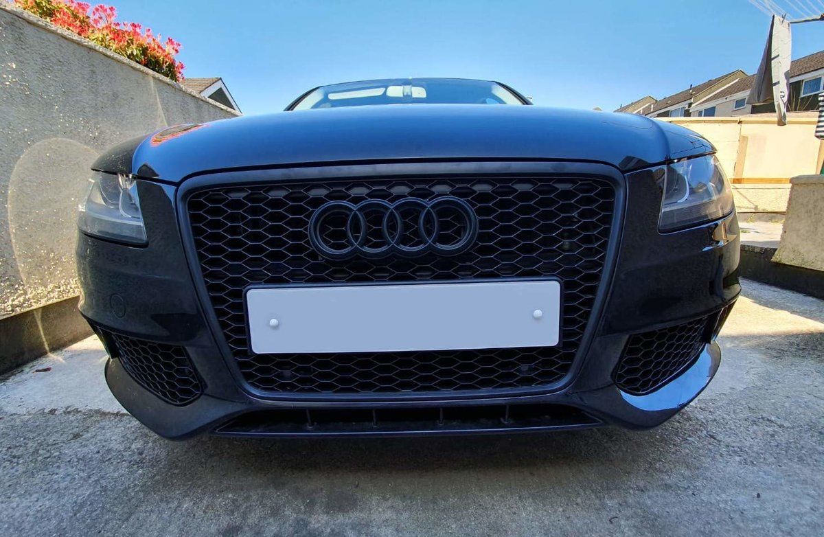 RS Honeycomb Front Bumper Fog light frames/ Covers For Audi A4 B8 08-11