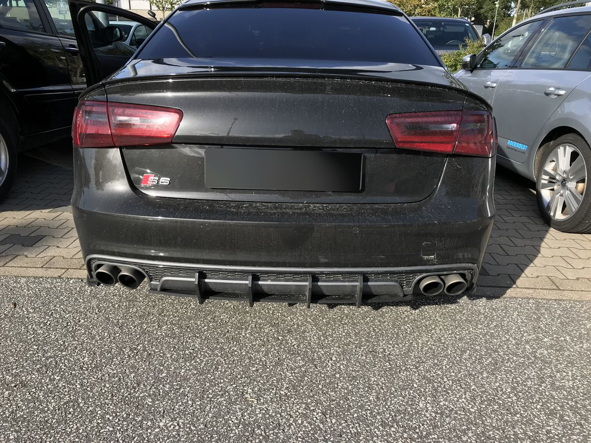 Rear Bumper diffuser addon with ribs / fins For Audi S6 4G 14-18