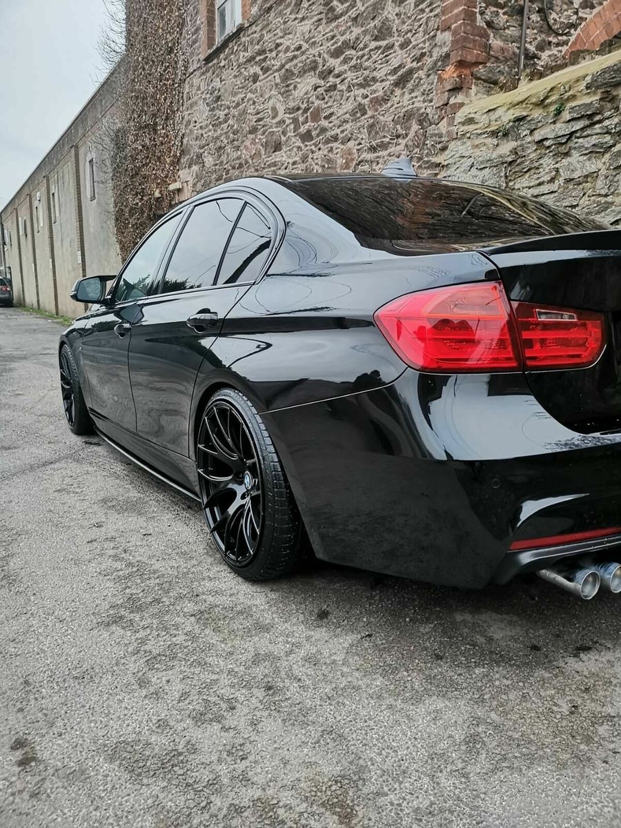 Black gloss sideskirt diffusers splitter for BMW M3 F80