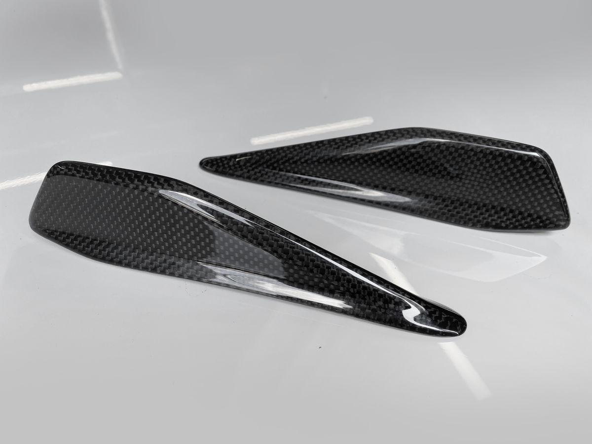 Carbon Backlight Eyelids for Ferrari 458