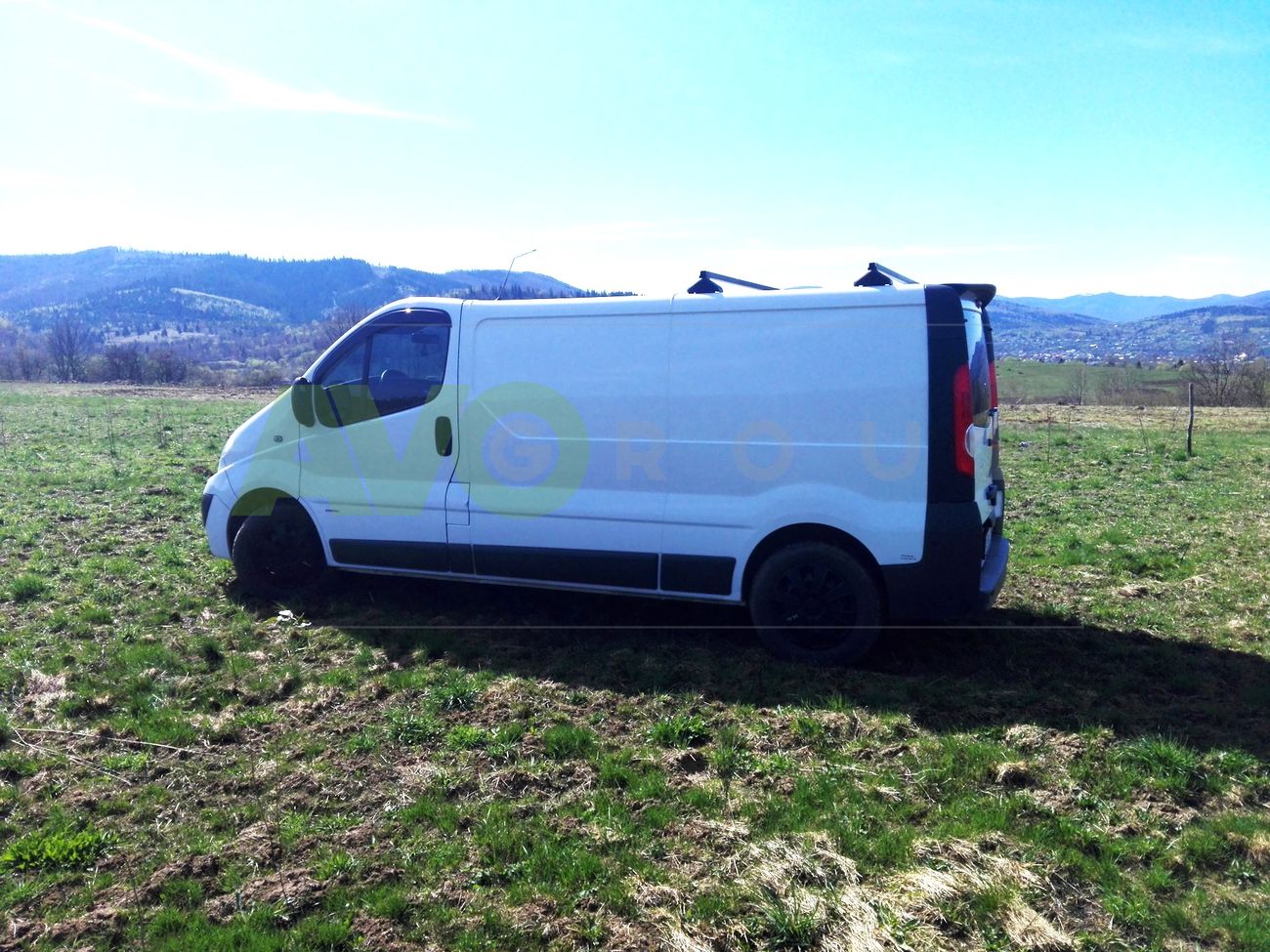 Aizmugurējais spoileris priekš Opel Vivaro 2001-2014 1D