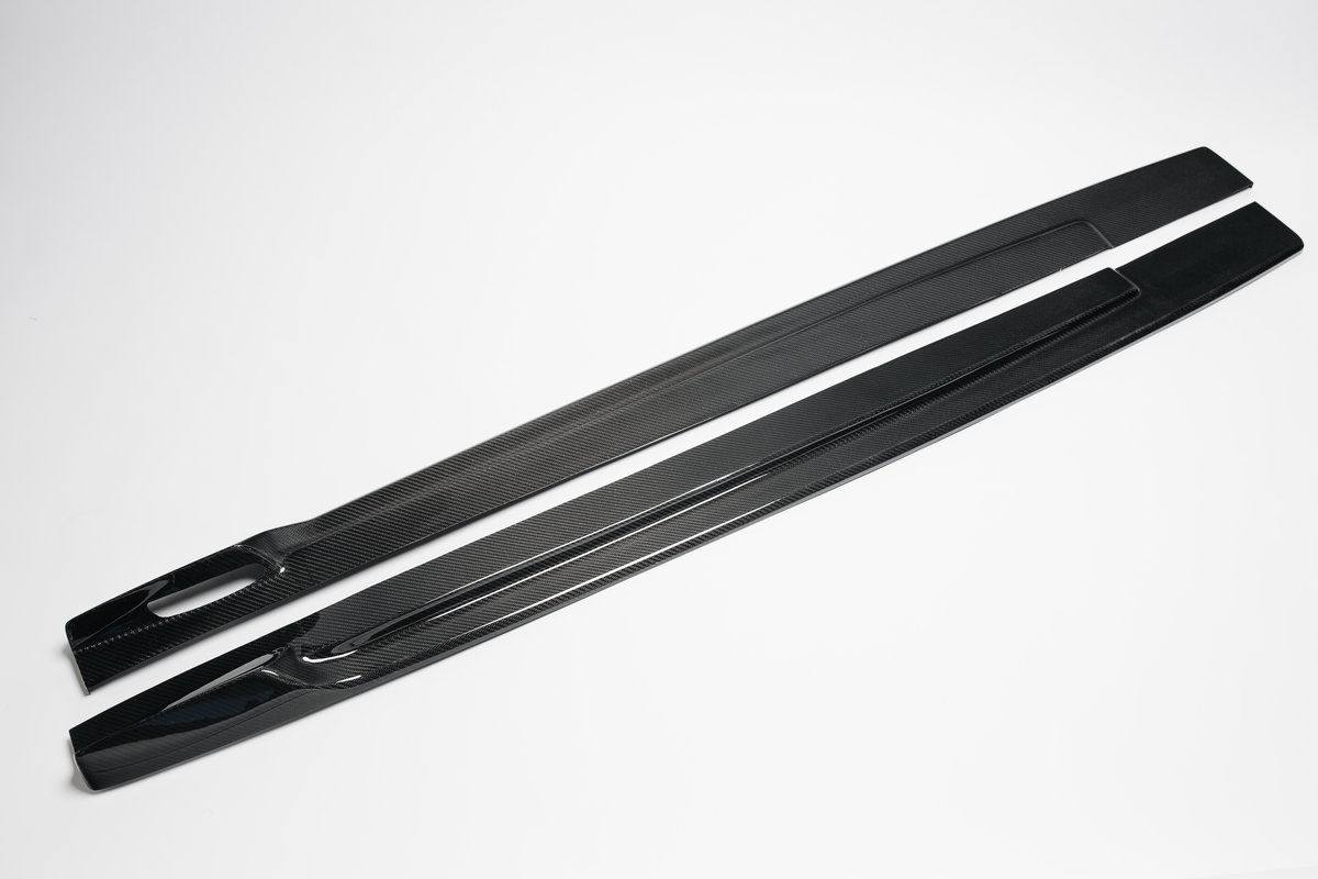 Carbon sideskirt diffusers splitter for BMW X5 G05