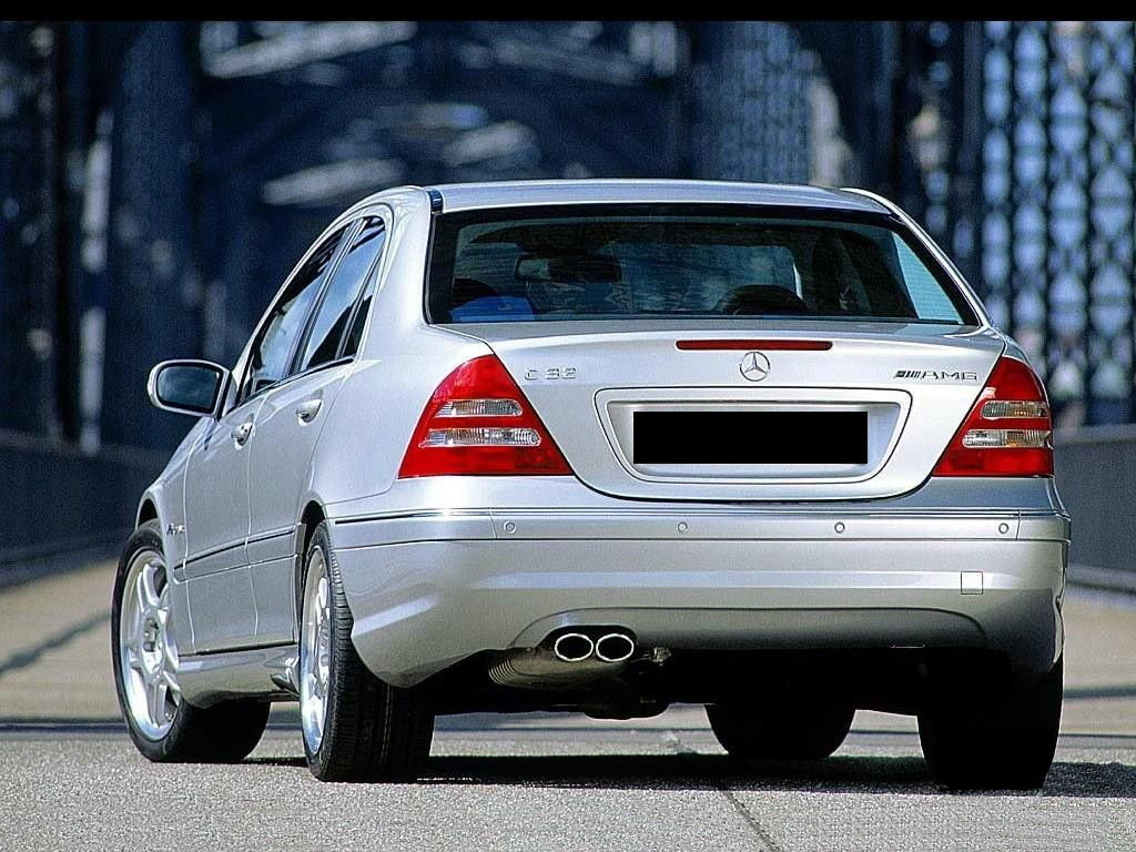 C32 / C55 ANG style Rear Bumper For Mercedes W203 2000-2006 with PDC