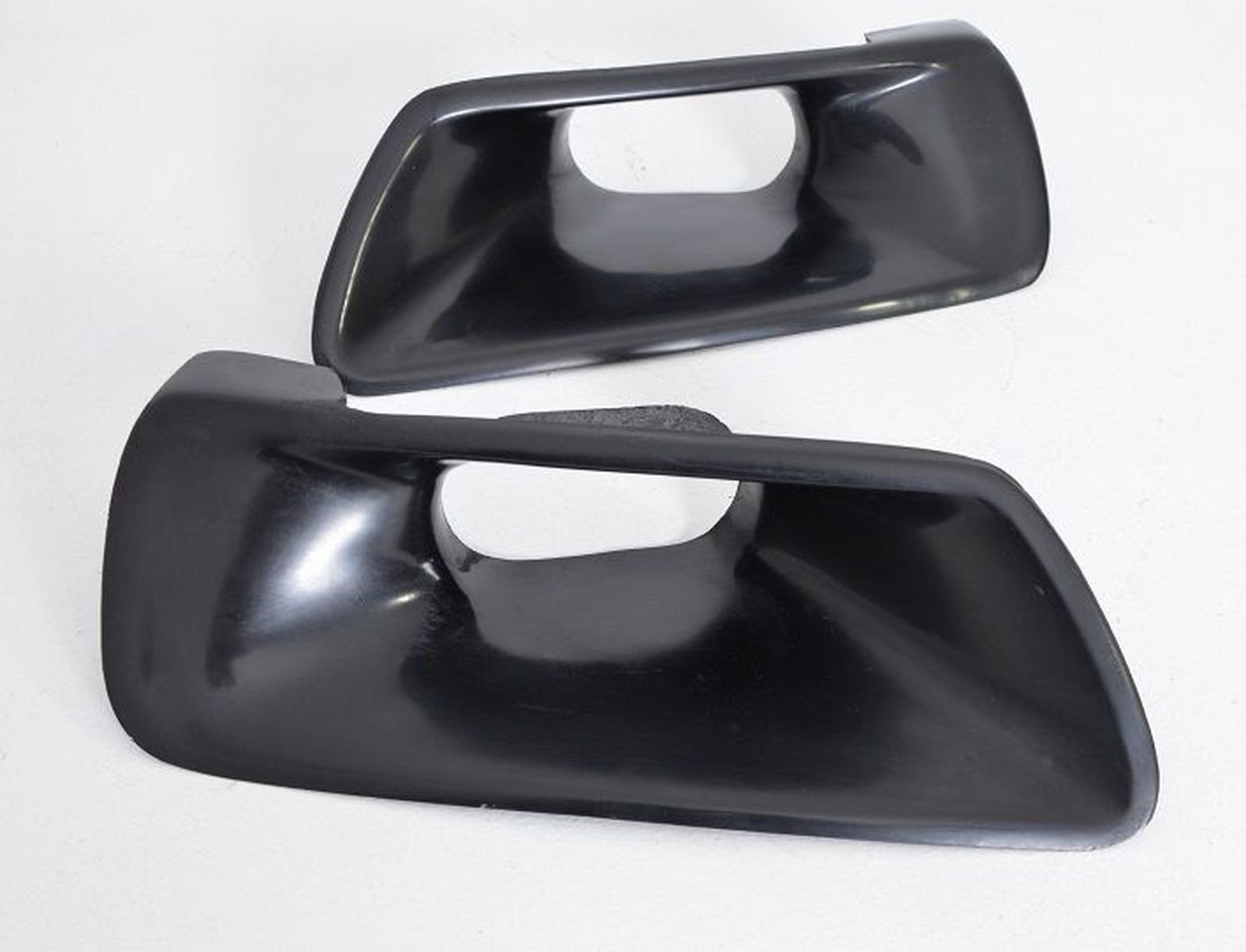 Front bumper LOWER Airintake/ Air Ducts scoop For VW Golf 3