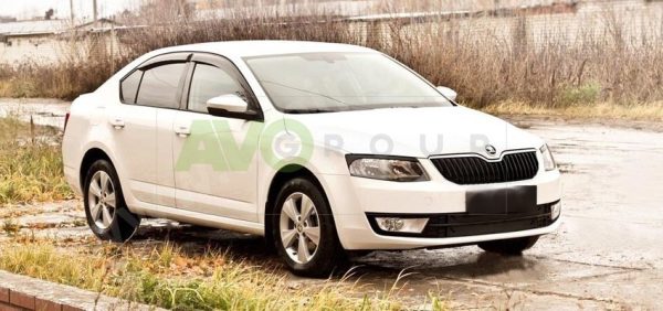 Priekšējo lukturu uzlikas uzacis priekš Skoda Octavia 3 2013-2017 v2 ABS Gloss