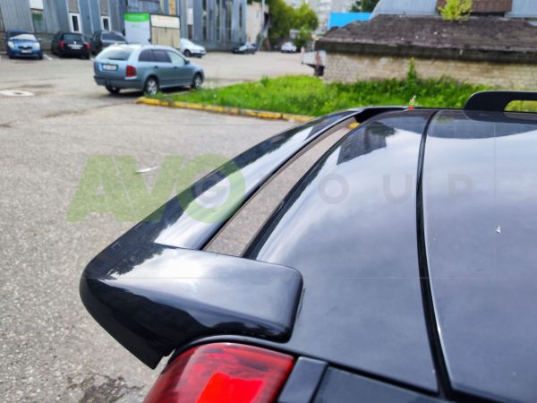 Classic style roof spoiler for Volvo V70 / XC70 Mk2 2000-2007