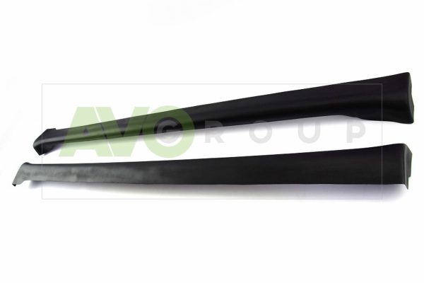 R32 Look Side Skirts/ Sill covers for VW Golf 4 + Bora 2 - 5 Doors 1997-2005