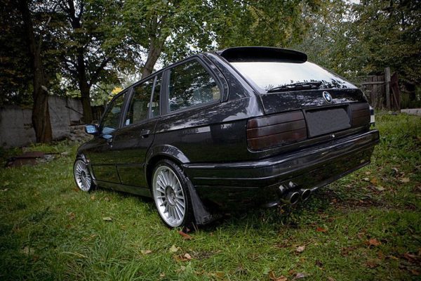 Rear Door Roof Spoiler for BMW 3 E30 Touring 1983-1993