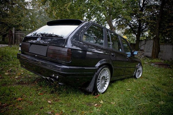 Rear Door Roof Spoiler for BMW 3 E30 Touring 1983-1993