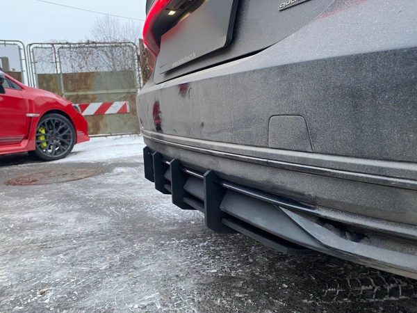 Rear Bumper diffuser addon with ribs / fins For SE Audi A7 4K for towing hitch