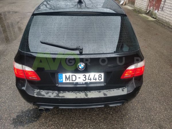 Aizmugurējā bampera difuzors priekš BMW 5 E60 / E61 03-10 v2 ABS