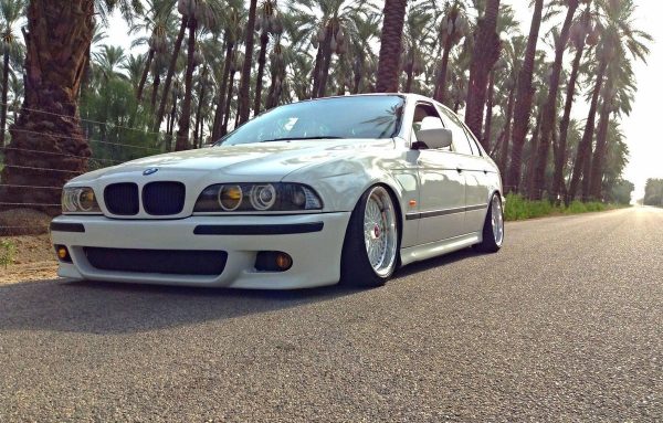 M Sport / M5 Front Bumper For BMW E39 96-03 with Fog Lights