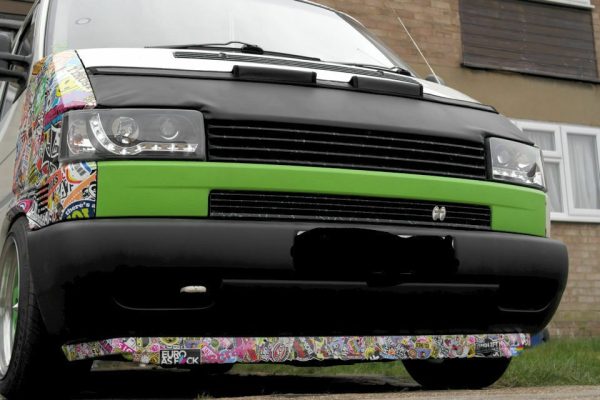 Front Black Badgeless Grill Without emblem For VW T4 1990-2003 Short Nose