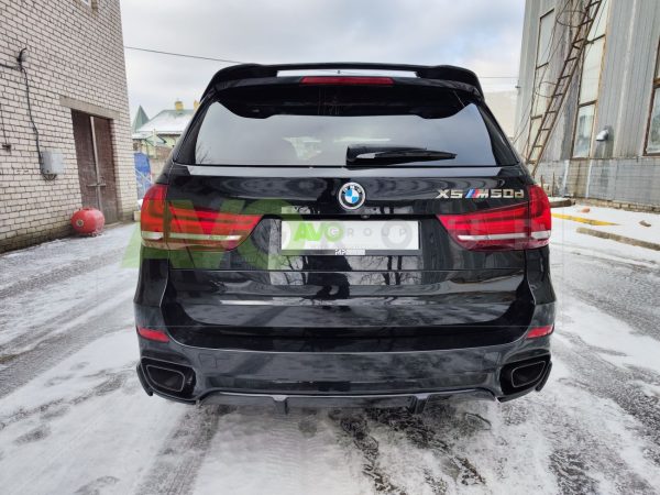 Rear trunk spoiler for BMW X5 / X5M F15 / F85 2014-2018 Glossy black