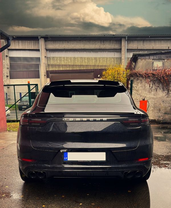 Rear roof spoiler wing for Cayenne Coupe Black Gloss