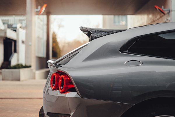 CARBON Sport roof extension spoiler for Ferrari GTC4 Lusso