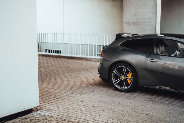 CARBON Sport roof extension spoiler for Ferrari GTC4 Lusso