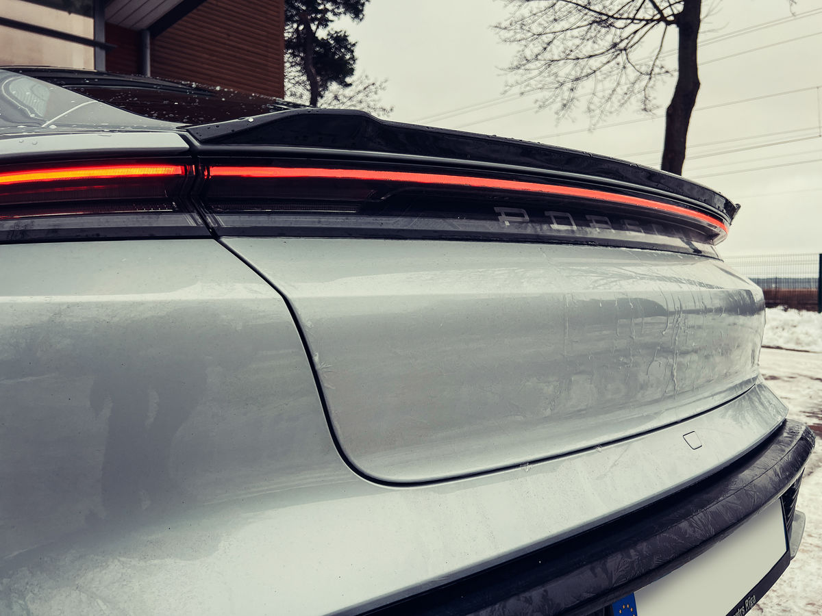 Carbon rear trunk lip spoiler wing for Porsche Taycan