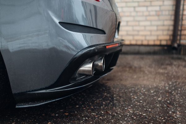 CARBON Aero diffuser extension for Ferrari GTC4 Lusso