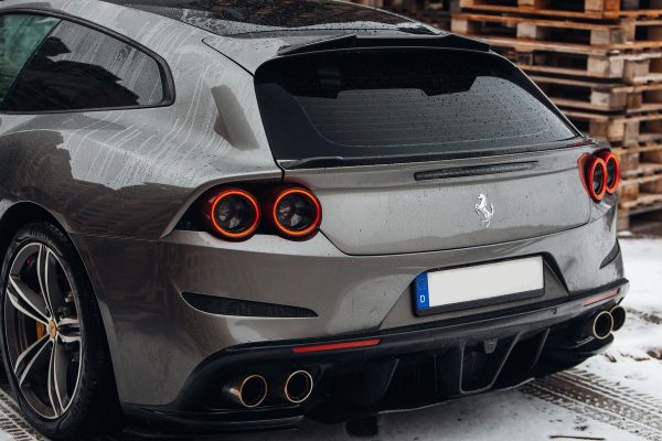 CARBON Performance Aero trunk extension lower spoiler for Ferrari GTC4 Lusso