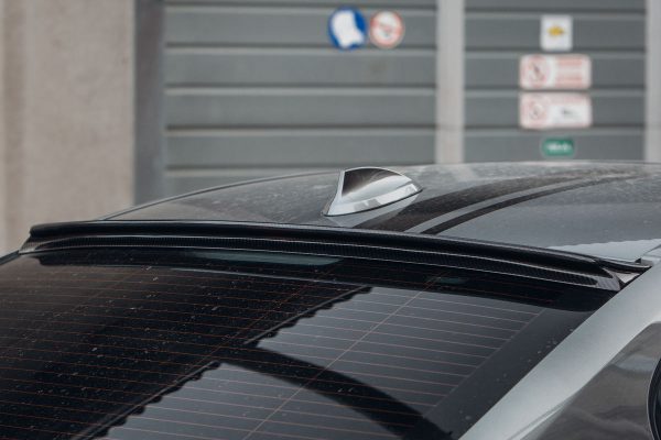 Carbon sunblind roof extension window spoiler for BMW 7 G11 / G12