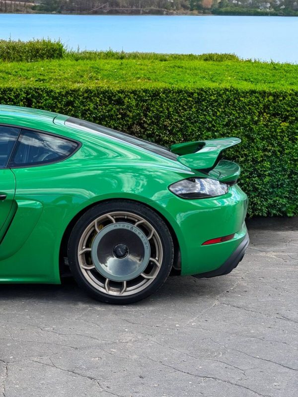 Aerodynamic aero disc set rear wheel discs covers for the Porsche Porsche Cayman GT4 718