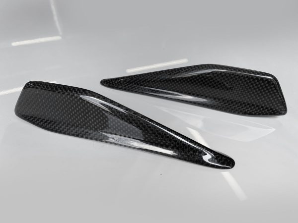 Oglekļa fona apgaismojuma plakstiņi / aizmugurējā luktura spura Ferrari 488 - Image 7