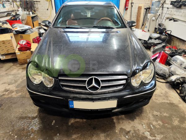 Priekšējo lukturu uzlikas uzacis priekš MB CLK A209 C209 2002-2010 ABS Matt - Image 3