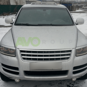 Priekšējas un aizmugurējas lukturu uzlikas priekš VW Touareg 1 2002-2006 ABS Gloss