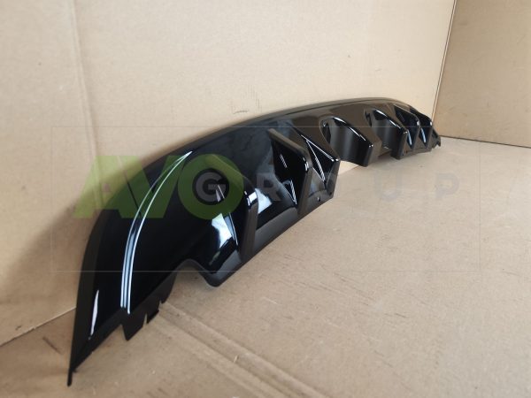 R20 Style Rear bumper diffuser for VW Golf 6 SE 2009-2013 Piano Black - Image 3