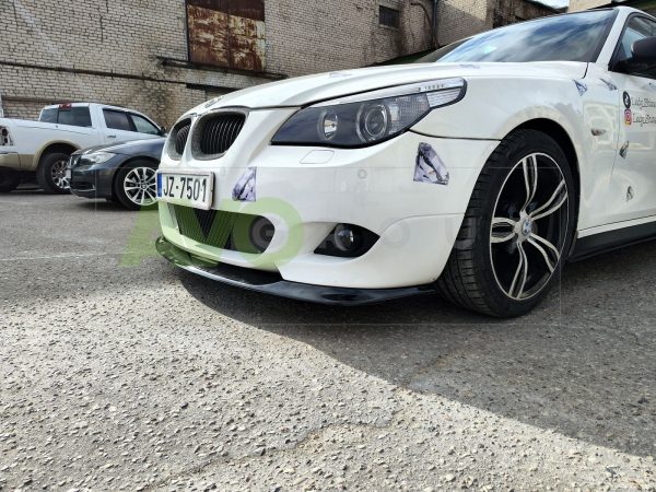 Накладка переднего бампера / Спойлер / Губа для BMW 5 E60 / E61 03-10 v3 ABS (Copy) – Изображение 6