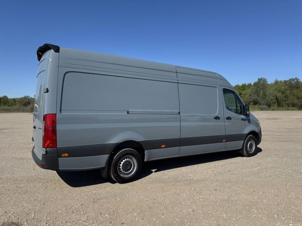 Sport design Roof Spoiler for Mercedes Benz Sprinter VS30 H2 VAN WITH CAMERA - Image 4